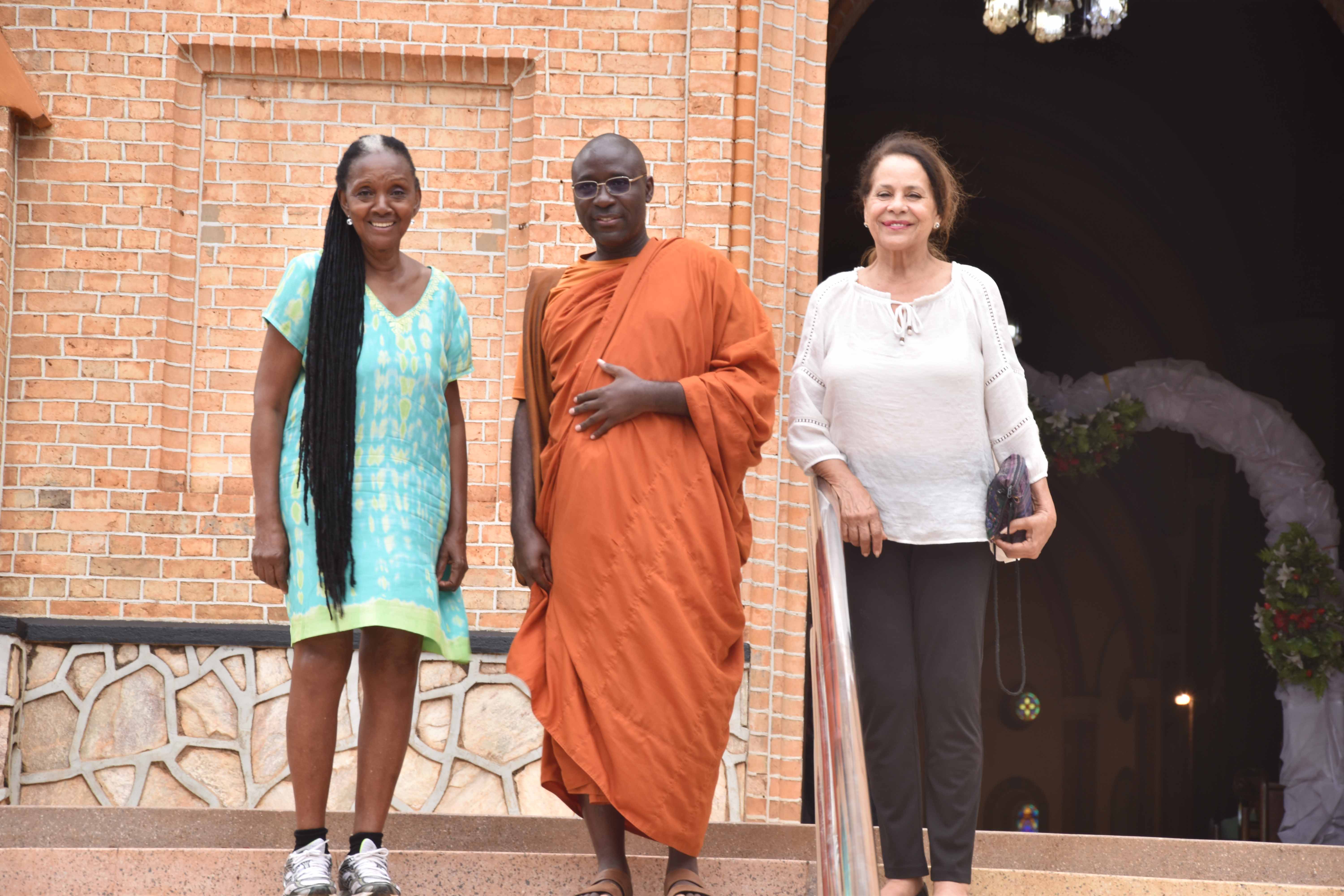 Dolores and Dawn Visit Bhante Buddharakkhita at UBC