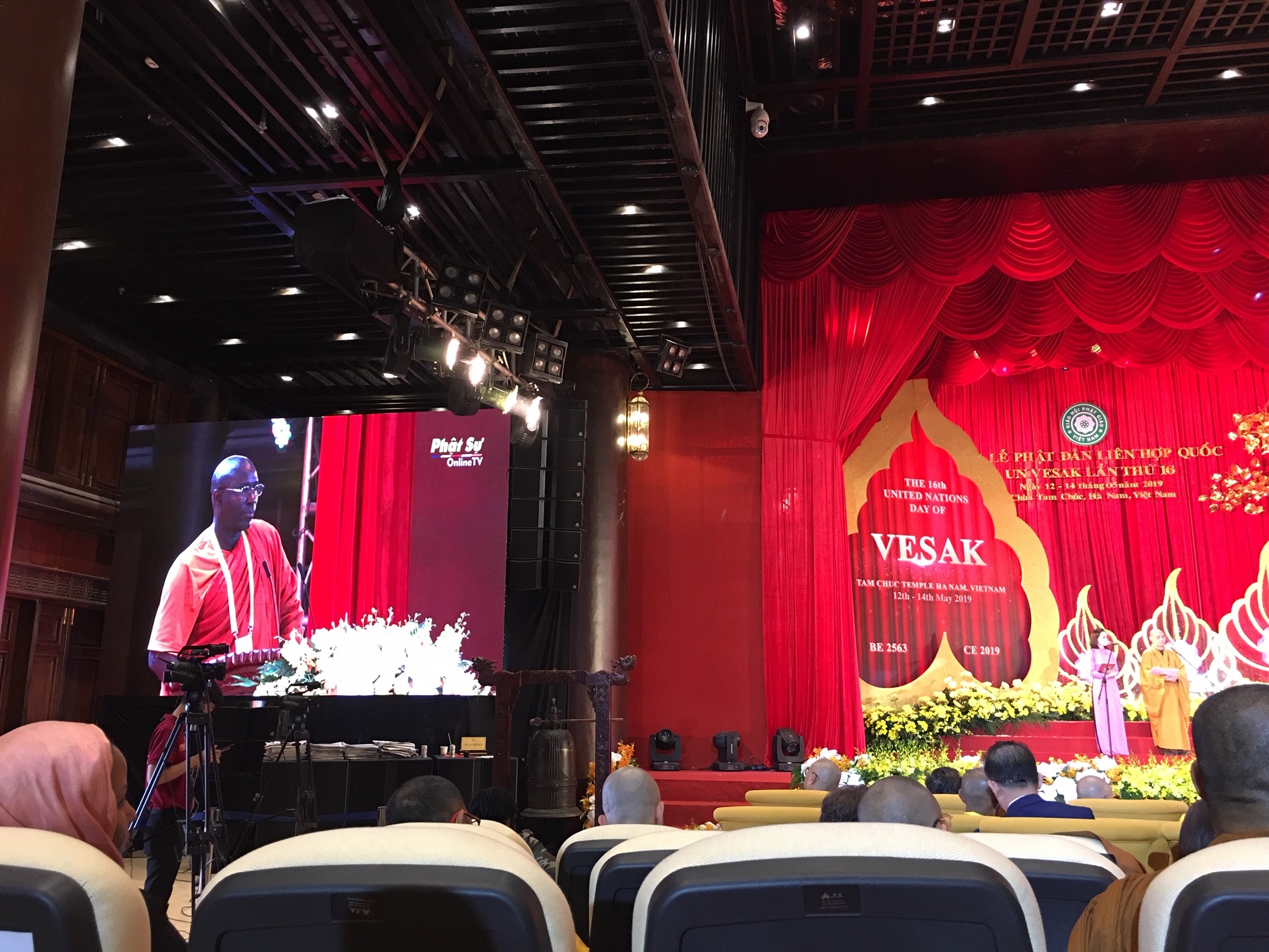 Bhante Buddharakkhita attends 16th UNDV Celebrations in Vietnam: Calls upon Buddhist Community to Come to Africa