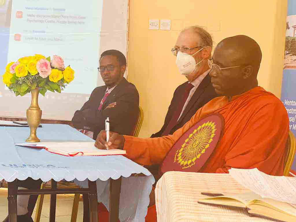 Bhante Gives Keynote Speech at the East African Psychology Conference